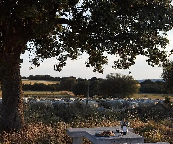 Szálloda Caserio Aldeallana