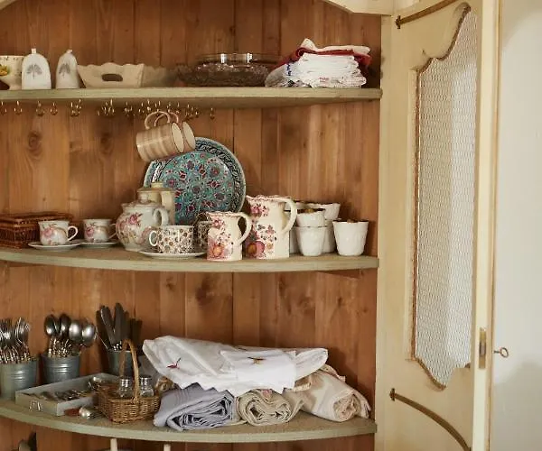 Caserio Aldeallana Szálloda