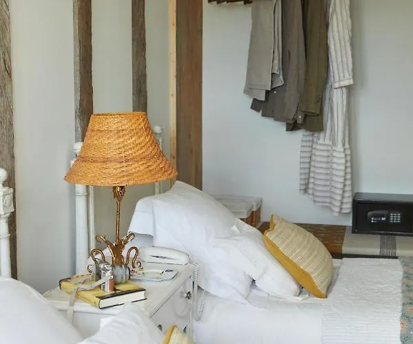 Caserio Aldeallana 4*